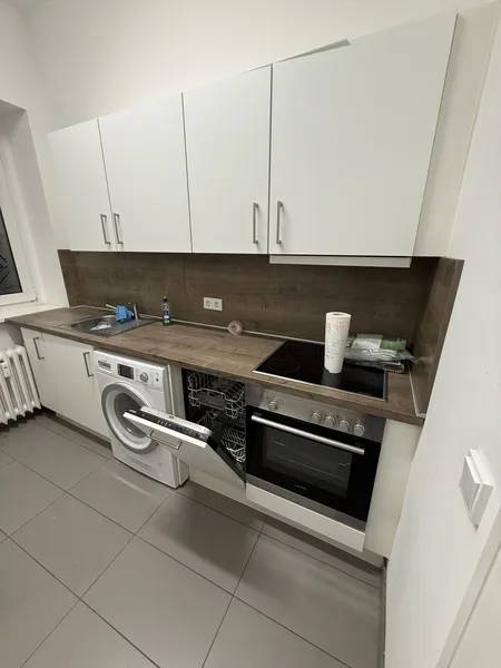 Kompaktes Apartment in der Innsbrucker Straße — photo 1